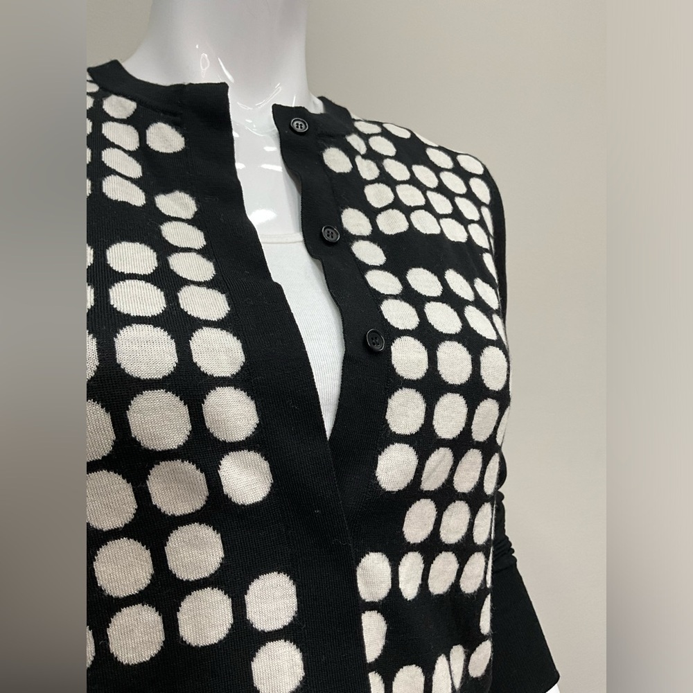 AKRIS PUNTO Saks Fifth Avenue Size US 8 Black Cream Polka Dot Cardigan Sweater - Picture 7 of 8